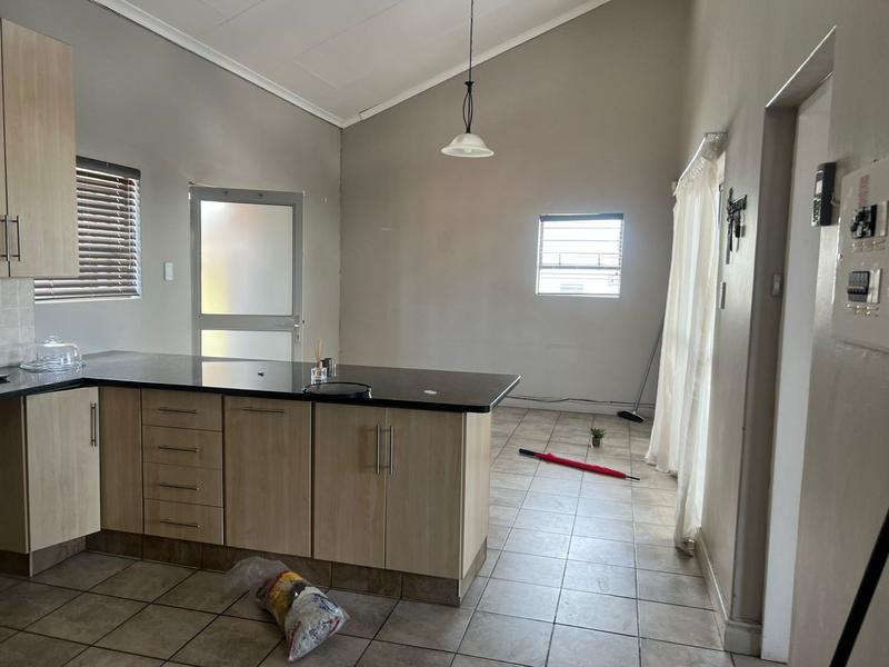 To Let 3 Bedroom Property for Rent in Dassie Rand North West